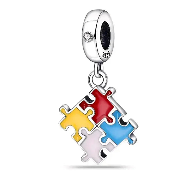 Charm de té